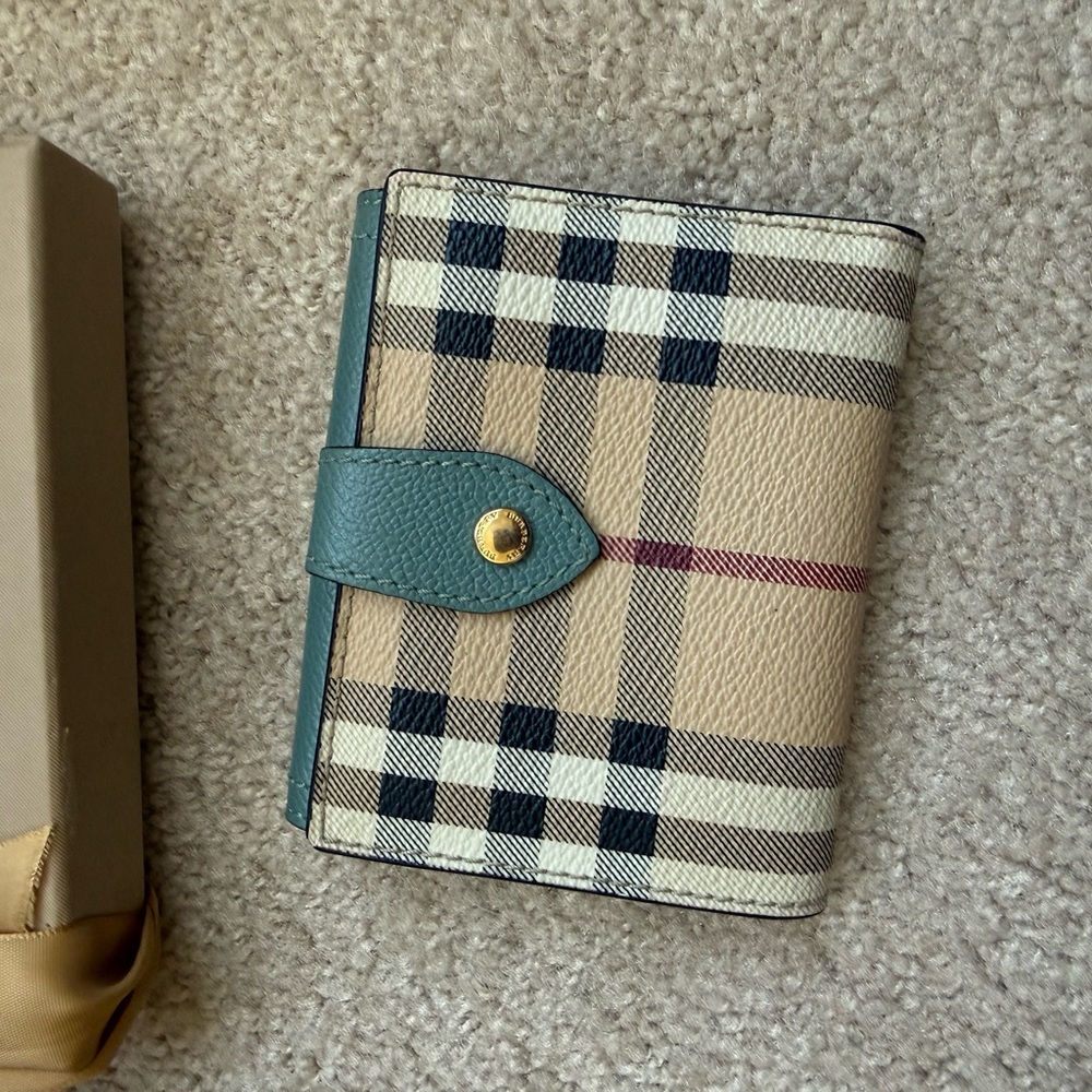 Burberry Teal and Plaid Compact Wallet with COA - Picture 3 of 8